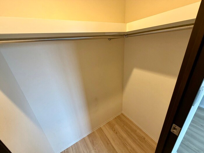 物件内観写真16　(収納)