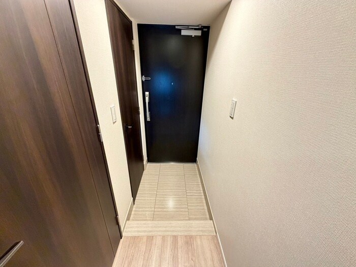 物件内観写真20　(玄関)