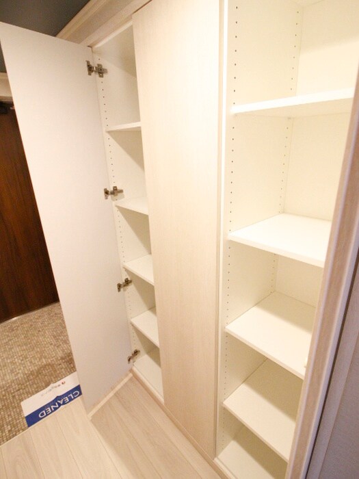 物件内観写真17　(収納)