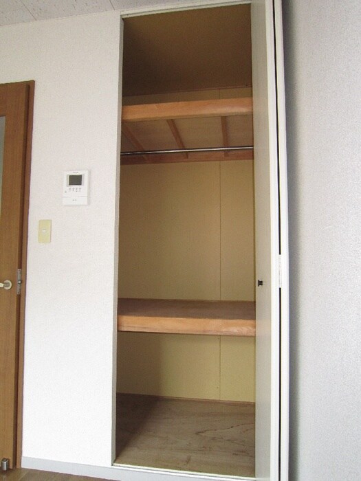 物件内観写真9　(収納)