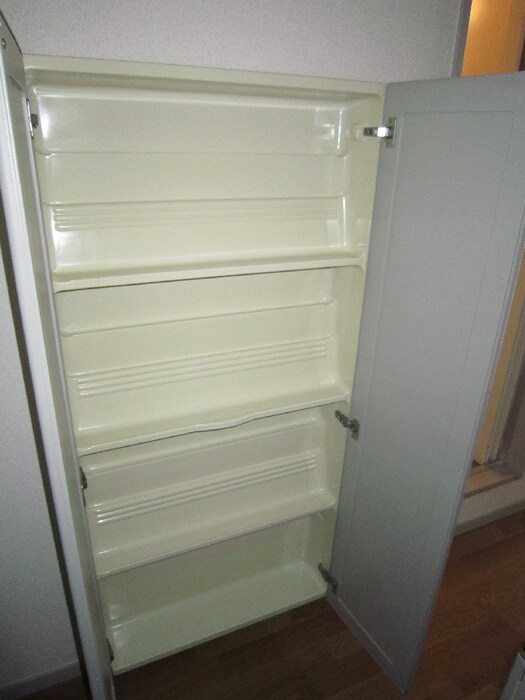 物件内観写真15　(靴箱)