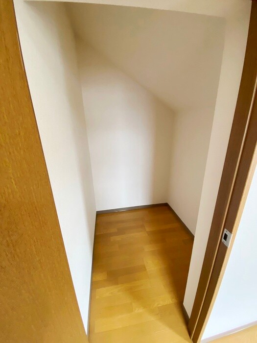 物件内観写真10　(収納)