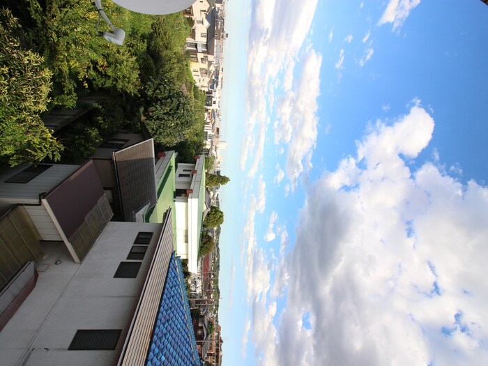 物件内観写真13　(室内からの展望)