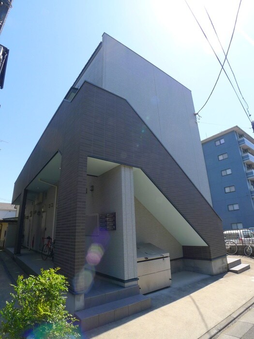 物件外観写真2　(外観写真)