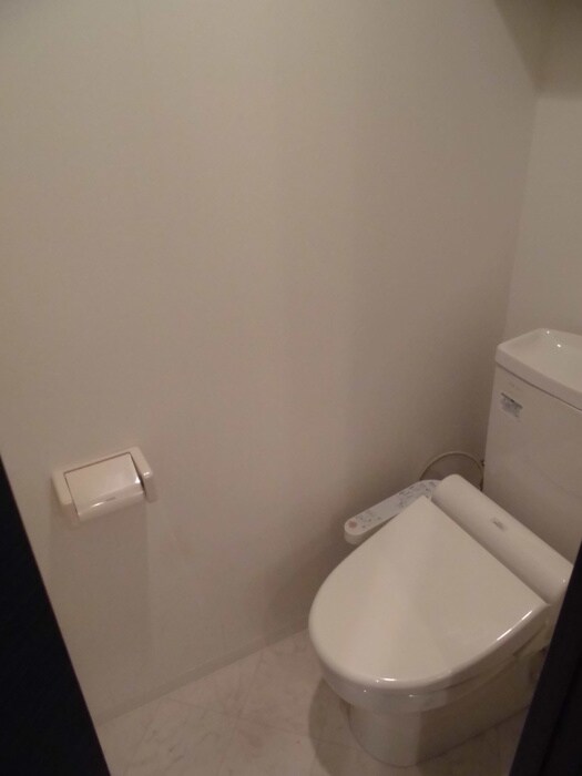 物件内観写真15　(トイレ)