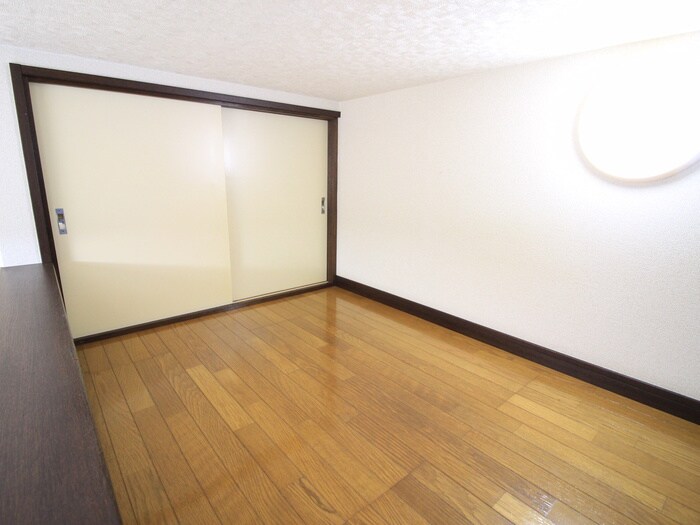 物件内観写真11　(ロフト)