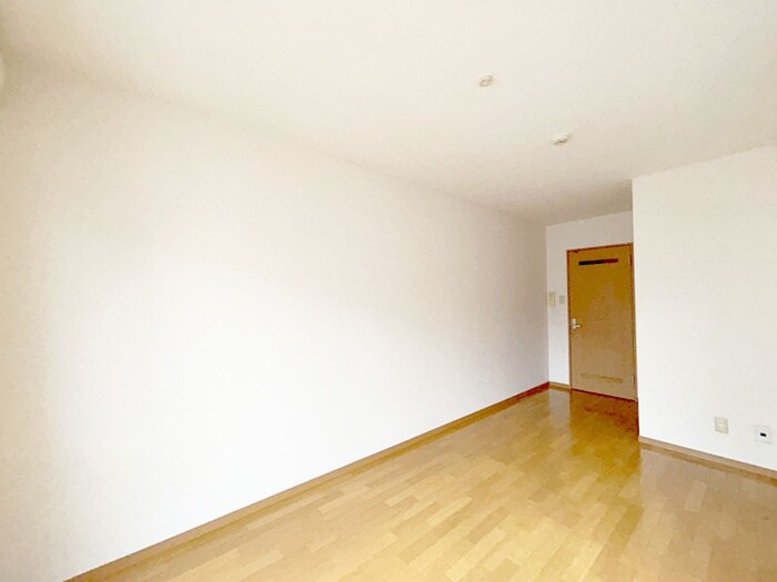 物件内観写真9　(室内からの展望)