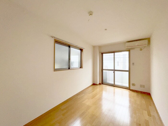 物件内観写真10　(居室)