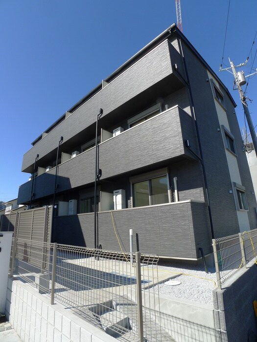 物件外観写真1　(外観写真)