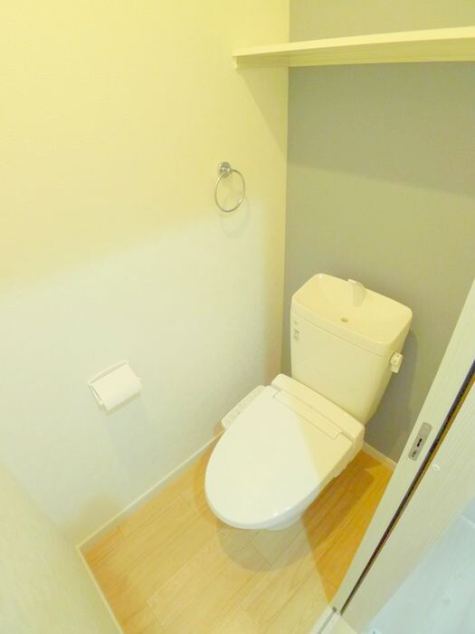 物件内観写真13　(トイレ)