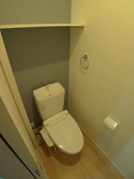 物件内観写真15　(トイレ)