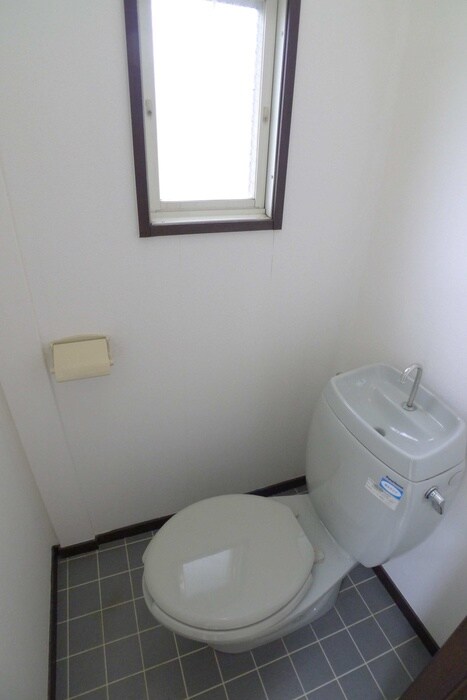 物件内観写真13　(トイレ)