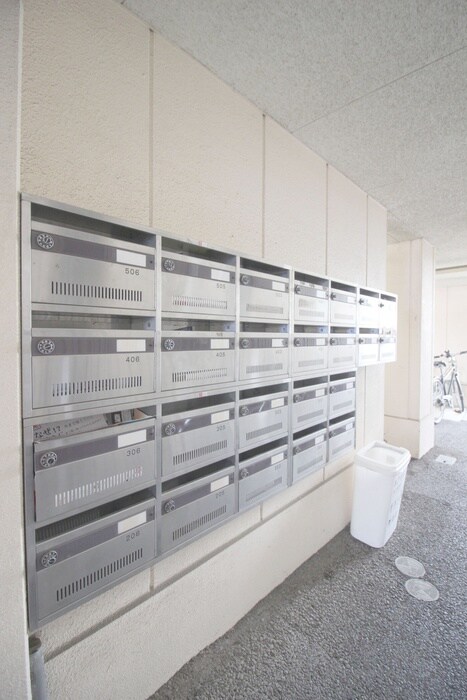 物件外観写真6　(建物設備)