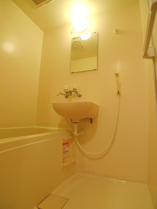 物件内観写真12　(バス／シャワールーム等)