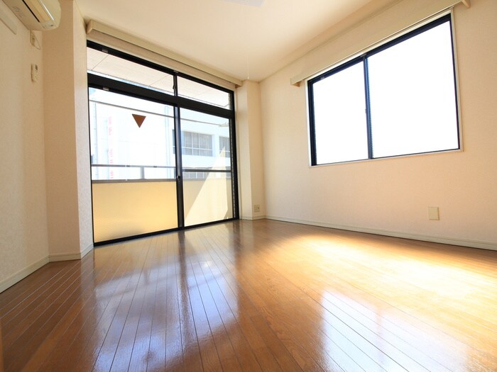 物件内観写真9　(居室)