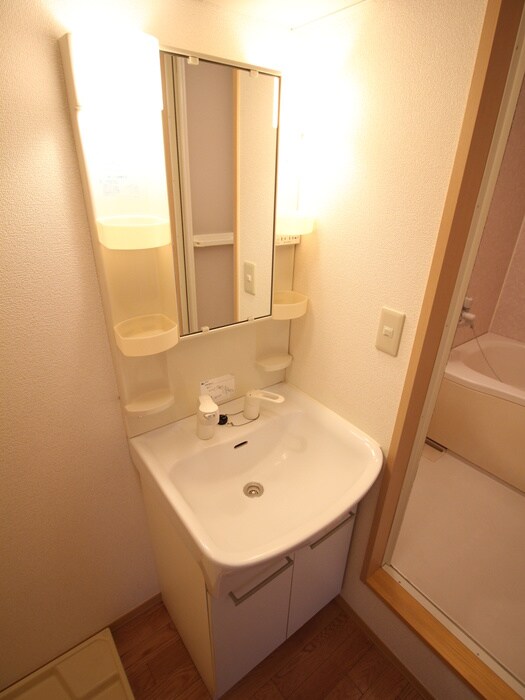 物件内観写真10　(洗面)