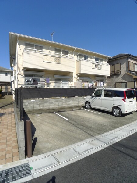 アゼリア外観写真