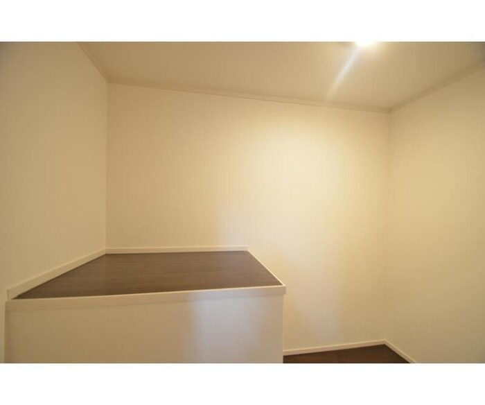 物件内観写真14　(居室)