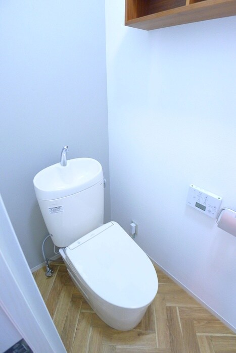 物件内観写真12　(トイレ)