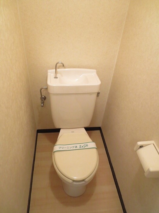 物件内観写真11　(トイレ)