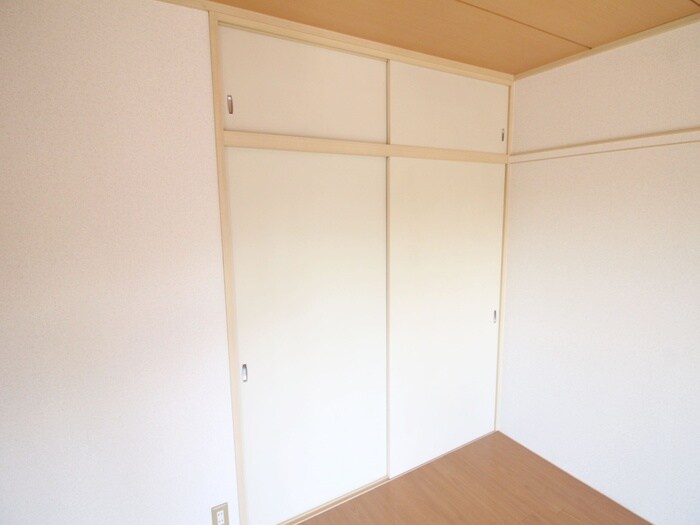 物件内観写真9　(収納)