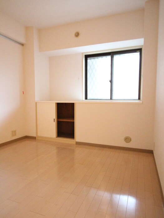 物件内観写真16　(居室)