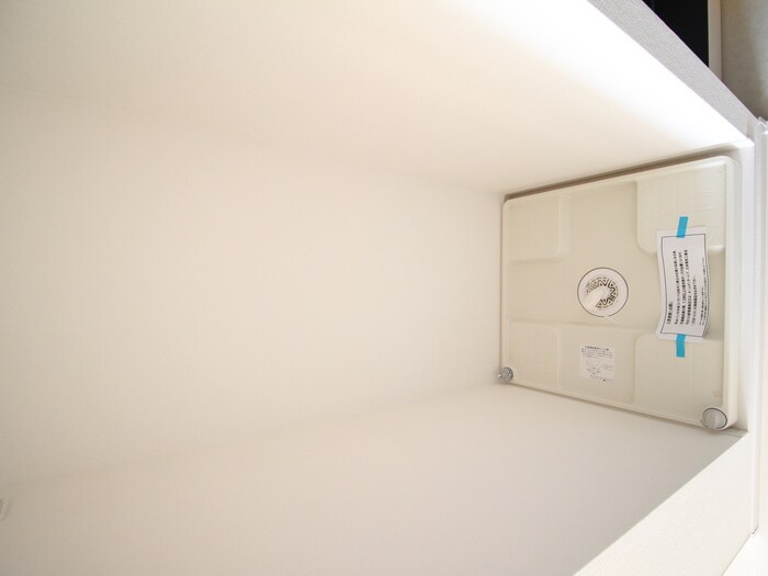 物件内観写真13　(洗濯機置場)