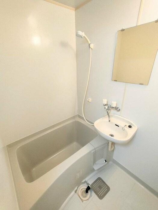 物件内観写真12　(バス／シャワールーム等)