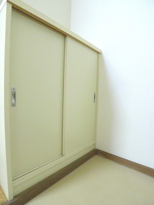物件内観写真11　(靴箱)