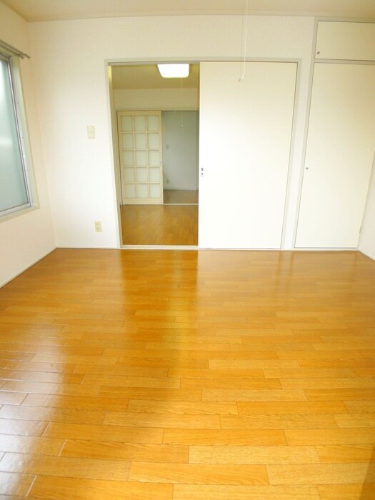 物件内観写真15　(居室)