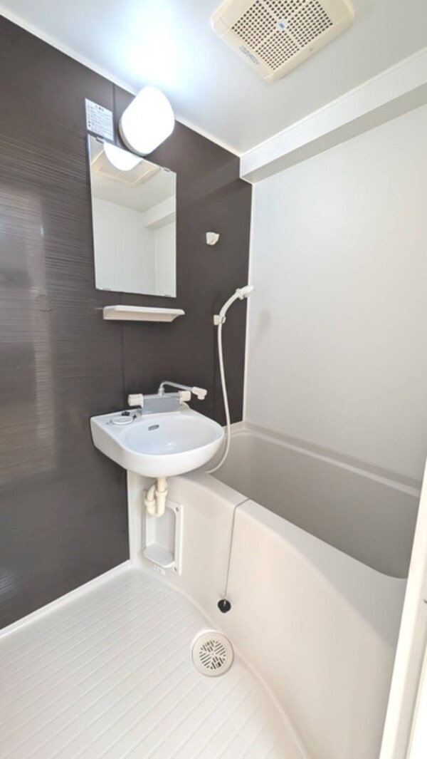 バス／シャワールーム等