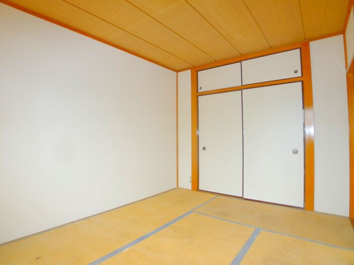 物件内観写真10　(居室)