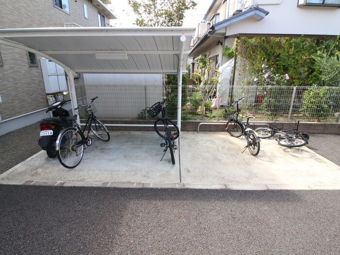 物件外観写真5　(建物設備)