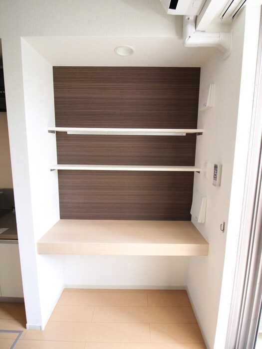 物件内観写真12　(収納)