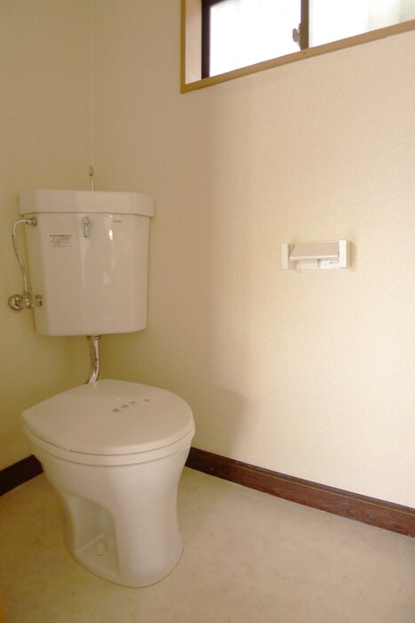 物件内観写真12　(トイレ)