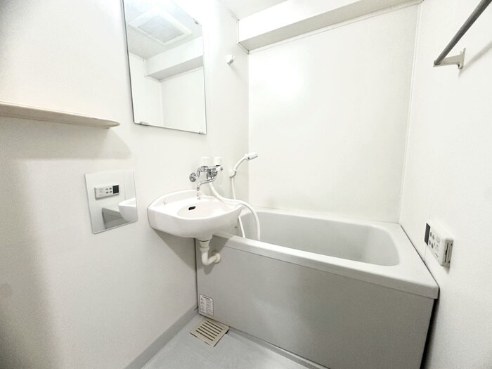 物件内観写真11　(バス／シャワールーム等)