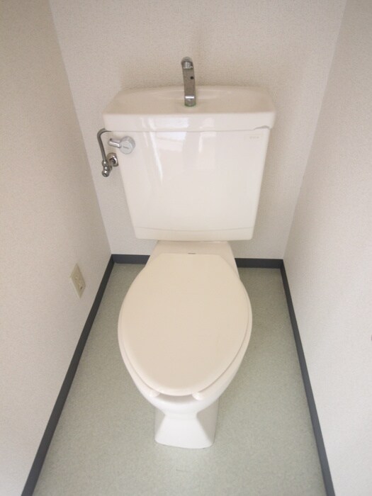 物件内観写真13　(トイレ)