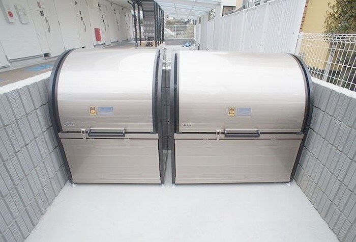 物件外観写真4　(建物設備)