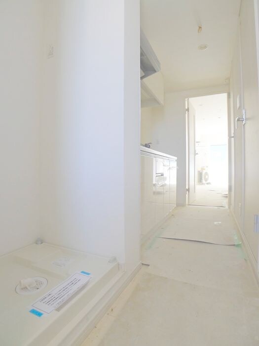 物件内観写真18　(洗濯機置場)