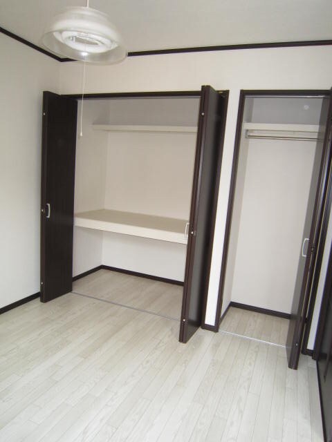 物件内観写真11　(居室)