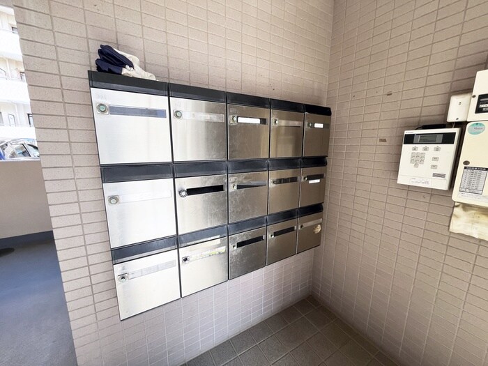 物件外観写真4　(建物設備)