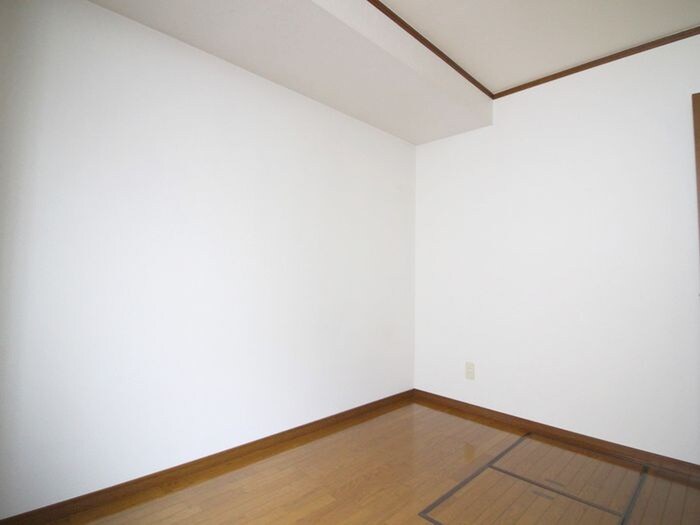 物件内観写真17　(居室)