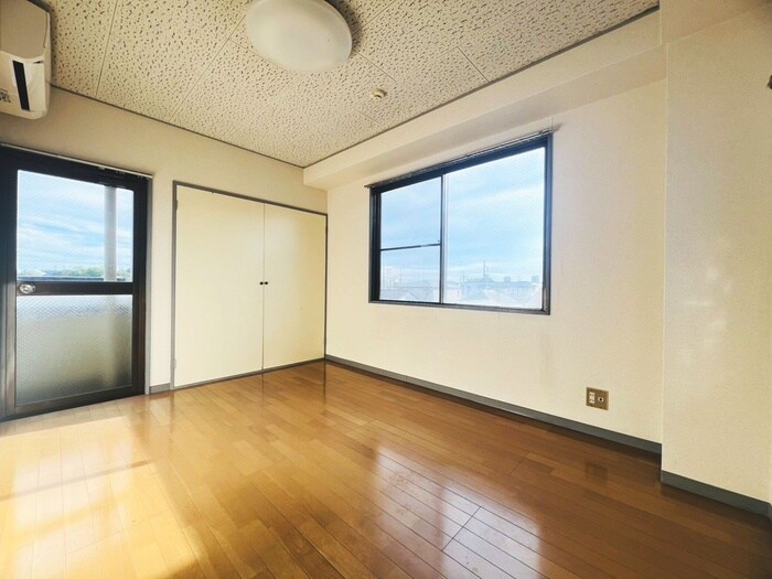 物件内観写真5　(居室)