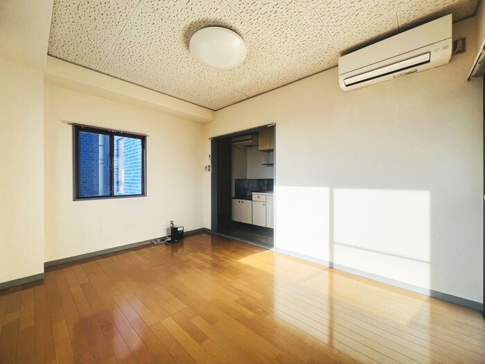 物件内観写真7　(居室)