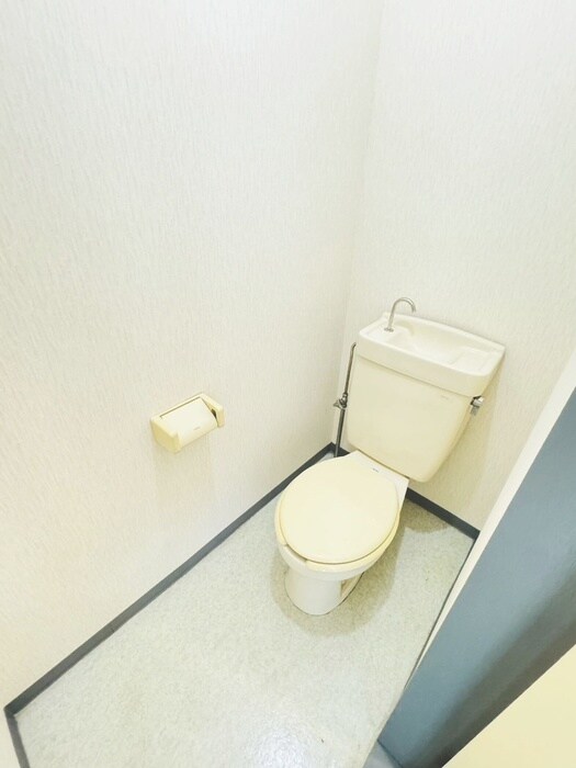 物件内観写真12　(トイレ)