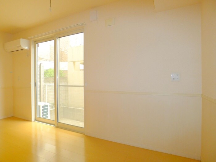 物件内観写真9　(ベランダ・バルコニー)