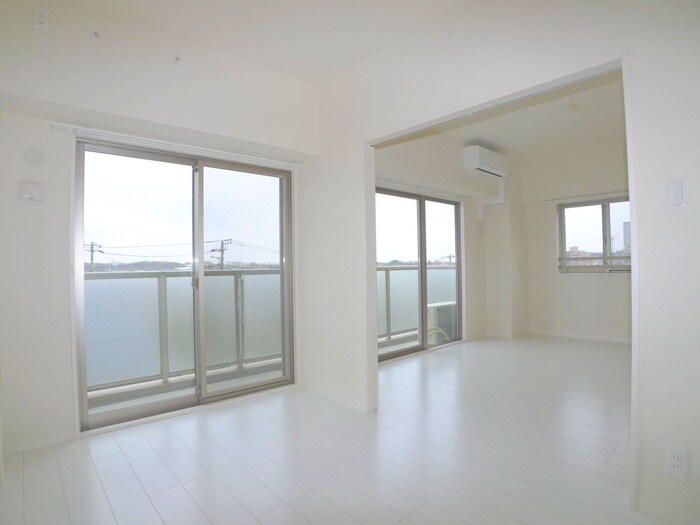 物件内観写真10　(内観写真)