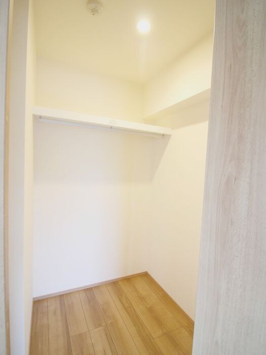 物件内観写真9　(収納)