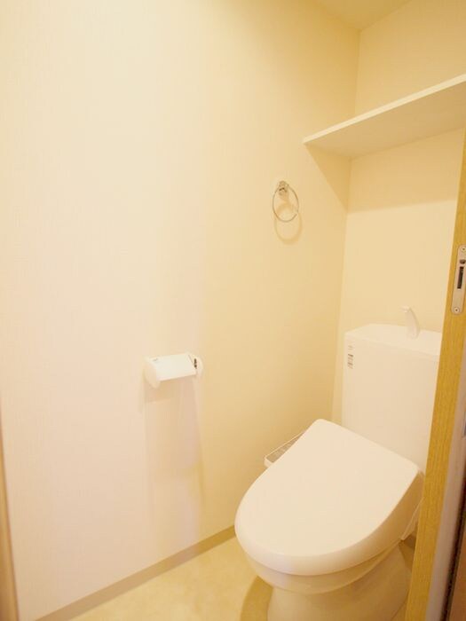 物件内観写真14　(トイレ)
