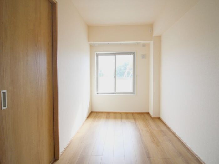 物件内観写真17　(居室)